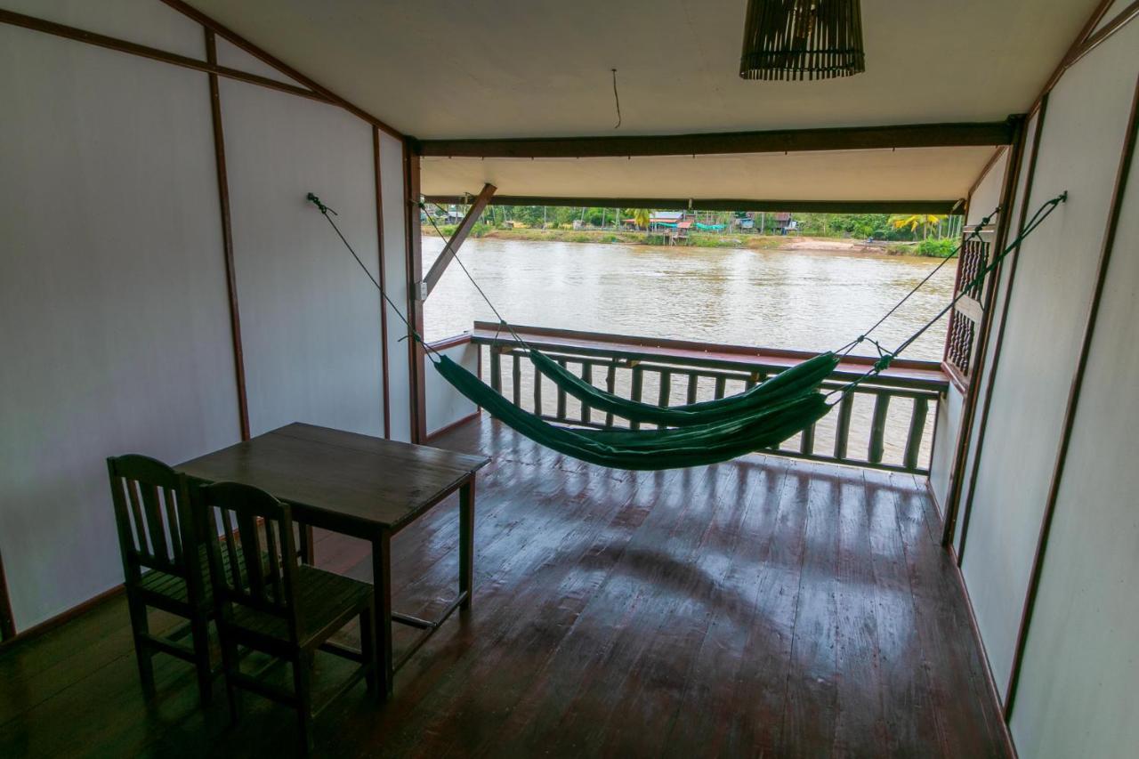 Dokchampa Guesthouse Ban Khon Экстерьер фото