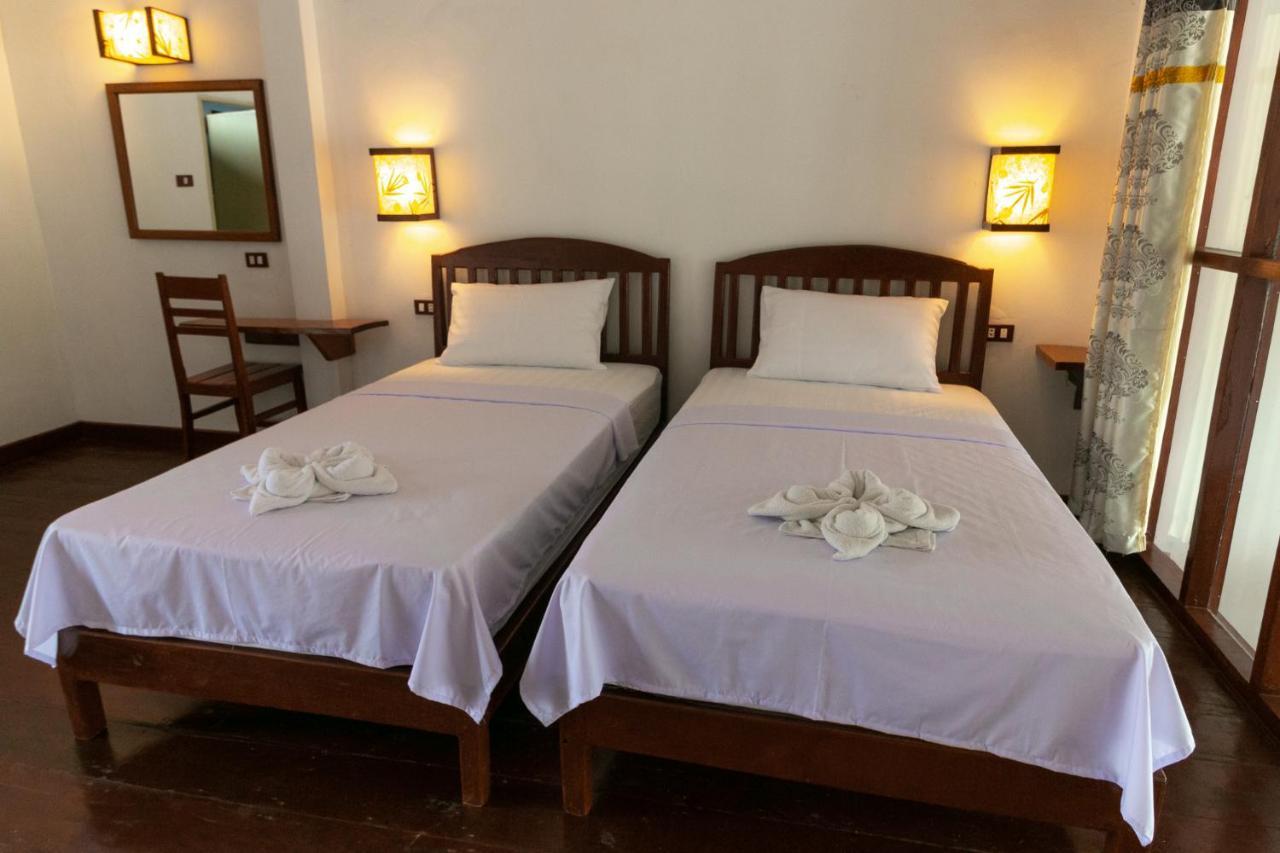Dokchampa Guesthouse Ban Khon Экстерьер фото